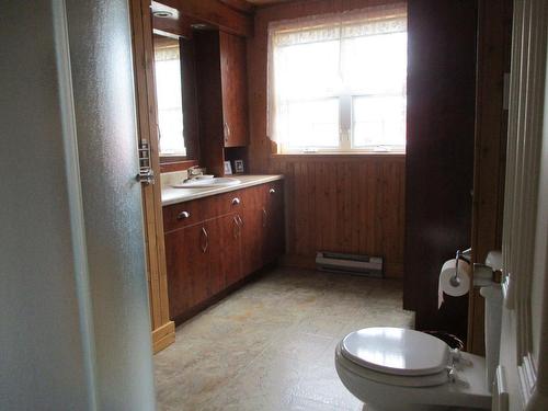 Bathroom - 196 Ch. Des Pionniers E., L'Islet, QC 