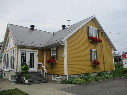 Back facade - 196 Ch. Des Pionniers E., L'Islet, QC 