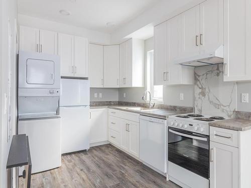 531 Kennedy St, Nanaimo, BC - Indoor Photo Showing Kitchen