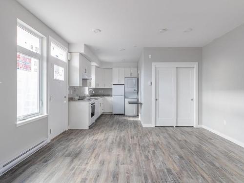 531 Kennedy St, Nanaimo, BC - Indoor Photo Showing Kitchen