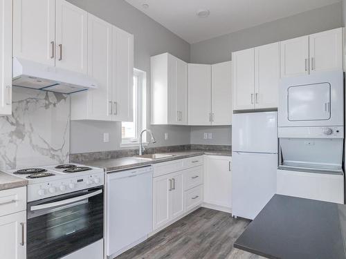 531 Kennedy St, Nanaimo, BC - Indoor Photo Showing Kitchen