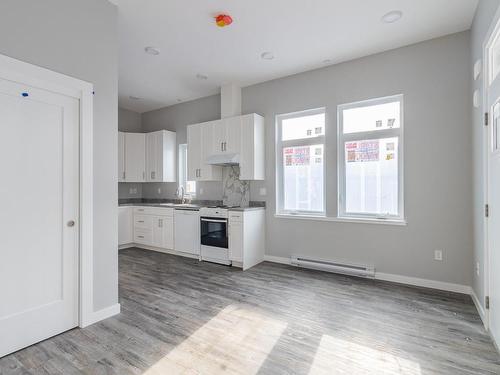 531 Kennedy St, Nanaimo, BC - Indoor Photo Showing Kitchen