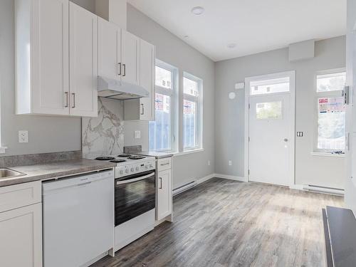 531 Kennedy St, Nanaimo, BC - Indoor Photo Showing Kitchen