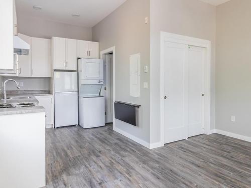 531 Kennedy St, Nanaimo, BC - Indoor Photo Showing Kitchen