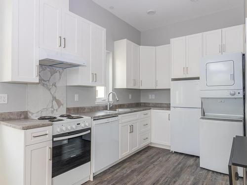 531 Kennedy St, Nanaimo, BC - Indoor Photo Showing Kitchen