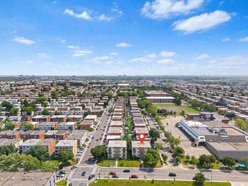 Aerial photo - 6100 Boul. Maurice-Duplessis, Montréal (Montréal-Nord), QC - Outdoor With View