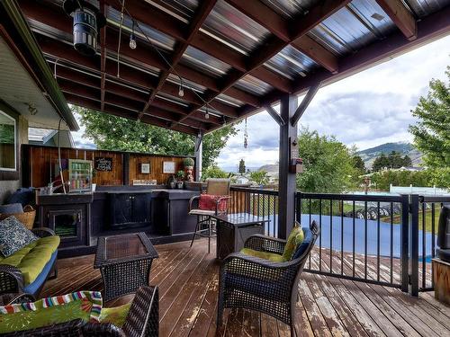 2465 Glenview Ave, Kamloops, BC - Outdoor With Deck Patio Veranda With Exterior