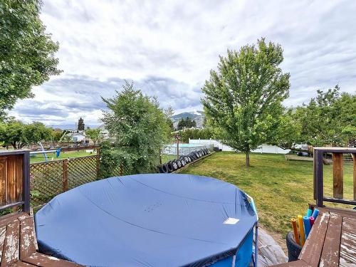 2465 Glenview Ave, Kamloops, BC - Outdoor