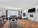 2465 Glenview Ave, Kamloops, BC  - Indoor Photo Showing Living Room 