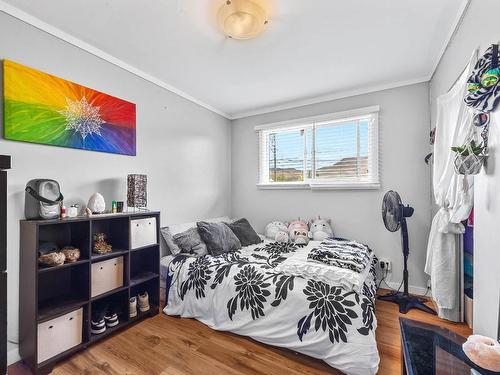 2465 Glenview Ave, Kamloops, BC - Indoor Photo Showing Bedroom