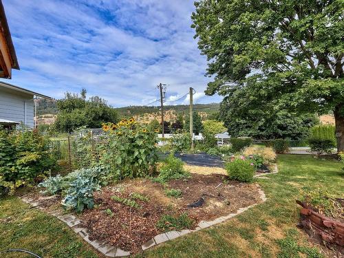 211 Blueberry Place, Kamloops, BC - Outdoor