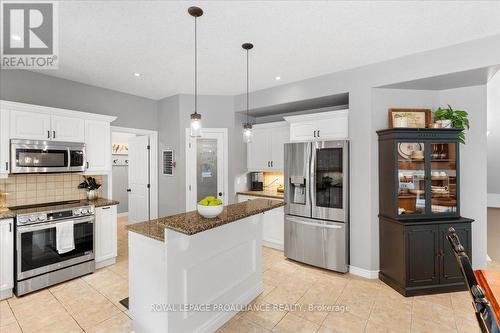 16 Oak Ridge Drive, Quinte West, ON - Indoor Photo Showing Kitchen With Stainless Steel Kitchen With Upgraded Kitchen