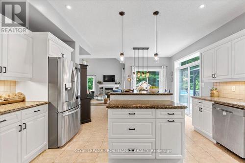 16 Oak Ridge Drive, Quinte West, ON - Indoor Photo Showing Kitchen