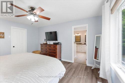 16 Oak Ridge Drive, Quinte West, ON - Indoor Photo Showing Bedroom