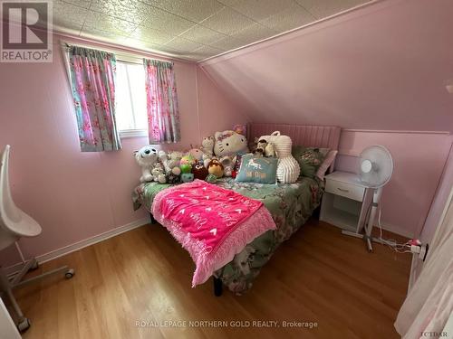 638 Government Road W, Kirkland Lake, ON - Indoor Photo Showing Bedroom