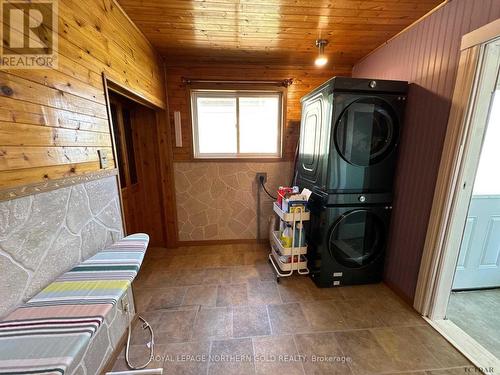 638 Government Road W, Kirkland Lake, ON - Indoor Photo Showing Laundry Room