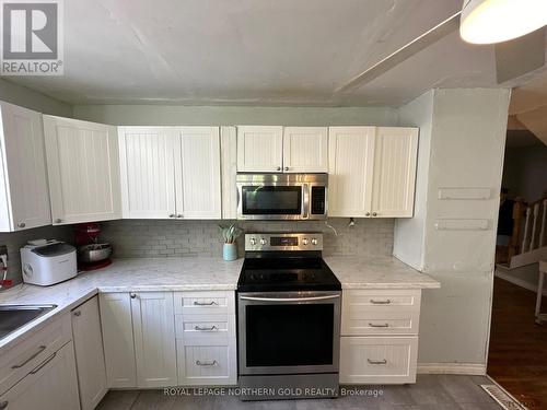 638 Government Road W, Kirkland Lake, ON - Indoor Photo Showing Kitchen