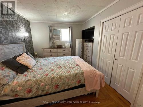 638 Government Road W, Kirkland Lake, ON - Indoor Photo Showing Bedroom