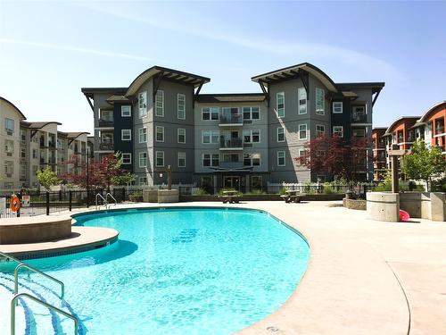 203-563 Yates Road, Kelowna, BC - Outdoor With In Ground Pool