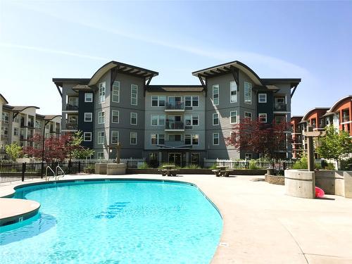 203-563 Yates Road, Kelowna, BC - Outdoor With In Ground Pool