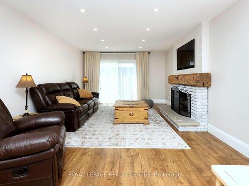 2622 Crystalburn Ave, Mississauga, ON - Indoor Photo Showing Living Room With Fireplace