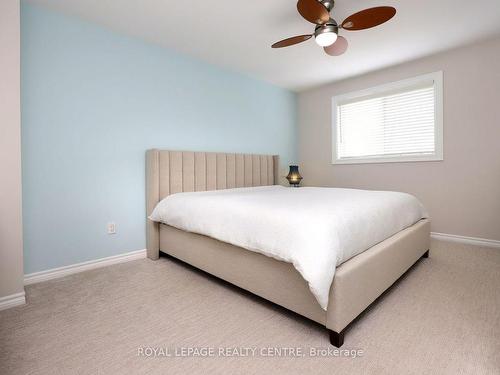 2622 Crystalburn Ave, Mississauga, ON - Indoor Photo Showing Bedroom