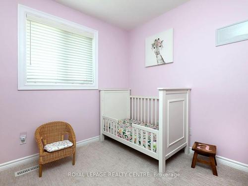 2622 Crystalburn Ave, Mississauga, ON - Indoor Photo Showing Bedroom