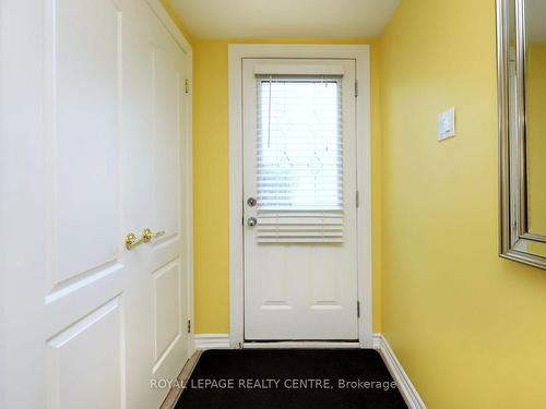 2622 Crystalburn Ave, Mississauga, ON - Indoor Photo Showing Other Room