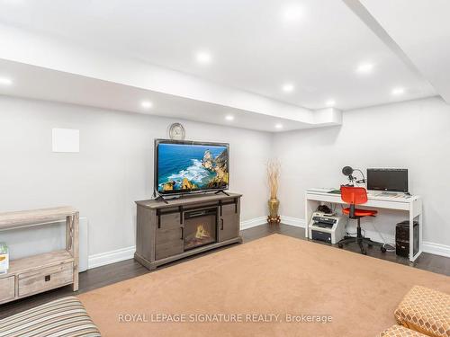 87 Fleetwood Cres, Brampton, ON - Indoor Photo Showing Basement