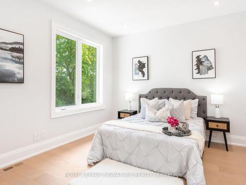 1306 Tansley Dr, Oakville, ON - Indoor Photo Showing Bedroom