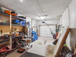 Garage - 