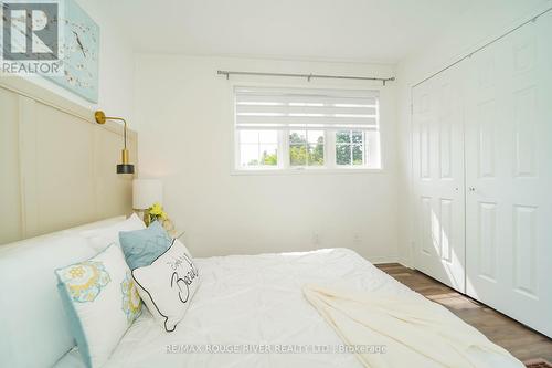 60 Monique Crescent, Barrie (East Bayfield), ON - Indoor Photo Showing Bedroom