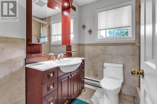 12 Mccabe Street, Greater Napanee, ON - Indoor Photo Showing Bathroom