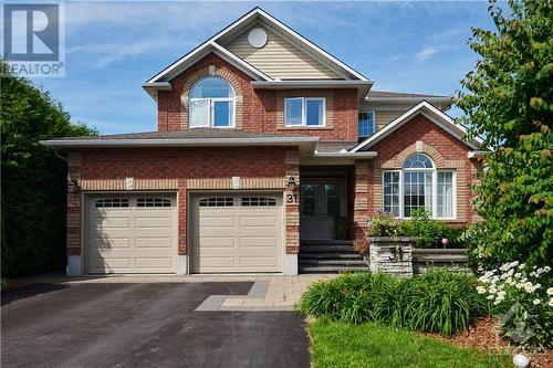 2 cars garage, professionally landscaped - 31 Forillon Crescent, Ottawa, ON - Outdoor With Facade