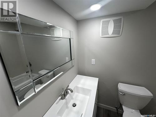 160 Sunset Drive S, Yorkton, SK - Indoor Photo Showing Bathroom