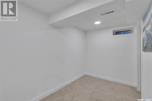 183 Magee Crescent, Regina, SK - Indoor Photo Showing Other Room