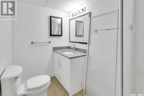 183 Magee Crescent, Regina, SK - Indoor Photo Showing Bathroom