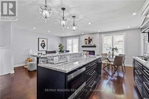 37 Cherie Road, St. Catharines, ON - Indoor Photo Showing Kitchen With Upgraded Kitchen