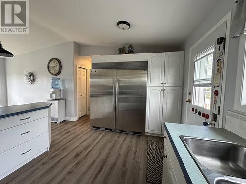 9789 255 Road, Fort St. John, BC - Indoor Photo Showing Kitchen