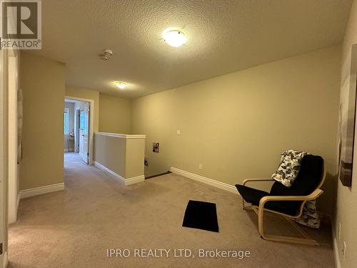 24 - 625 Blackbridge Road, Cambridge, ON - Indoor Photo Showing Other Room