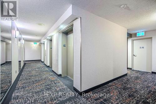 Ph601 - 5765 Yonge Street, Toronto (Newtonbrook East), ON - Indoor Photo Showing Other Room