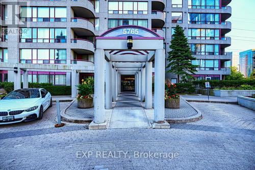 Ph601 - 5765 Yonge Street, Toronto (Newtonbrook East), ON - Outdoor With Facade