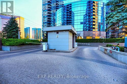 Ph601 - 5765 Yonge Street, Toronto (Newtonbrook East), ON - Outdoor With Facade