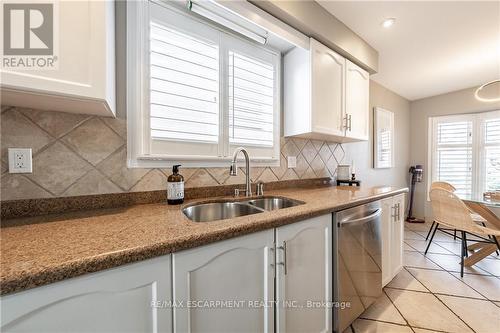 680 Rexford Drive, Hamilton (Randall), ON - Indoor Photo Showing Kitchen With Double Sink