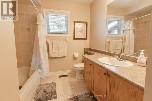 48 Prince Of Whales Drive, Barrie (Innis-Shore), ON - Indoor Photo Showing Bathroom