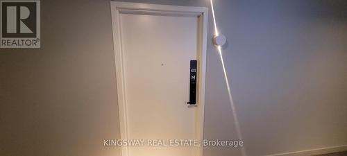 6008 - 3900 Confederation Parkway, Mississauga, ON - 