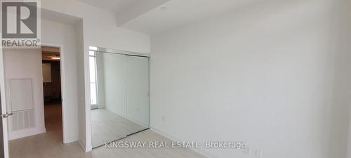 6008 - 3900 Confederation Parkway, Mississauga, ON - 