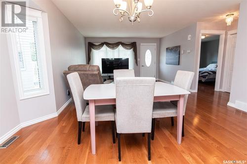 5 402 Tesky Crescent, Wynyard, SK - Indoor Photo Showing Dining Room