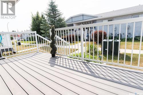 5 402 Tesky Crescent, Wynyard, SK - Outdoor With Deck Patio Veranda