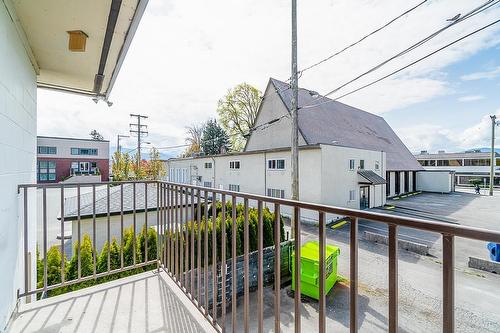 45824 Victoria Avenue, Chilliwack, BC - Outdoor With Exterior